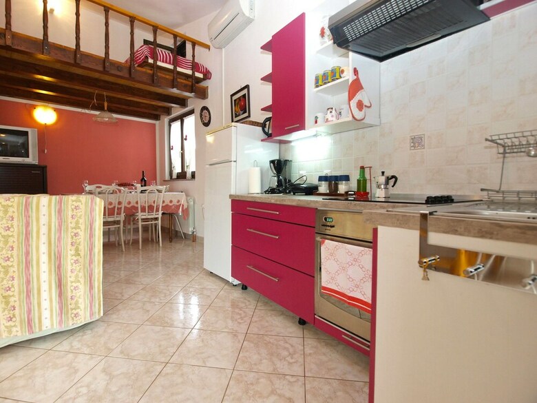 Apartment 64