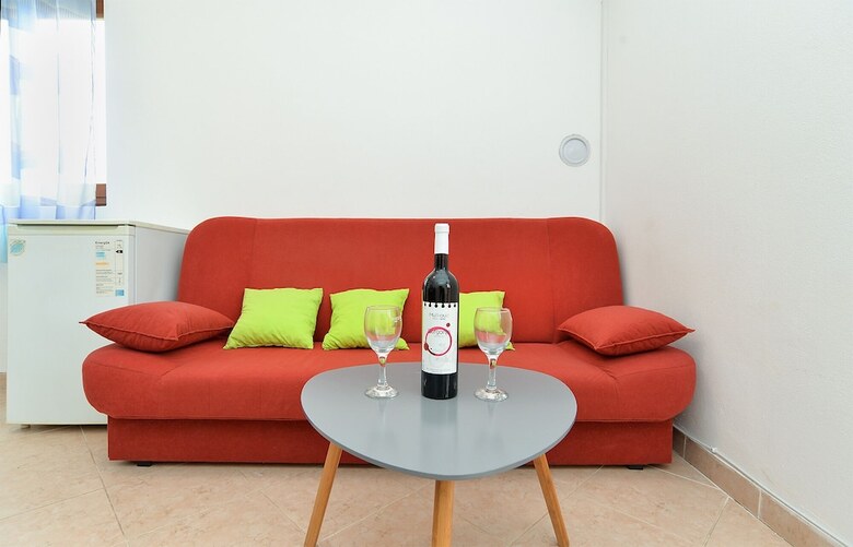 Apartment 365