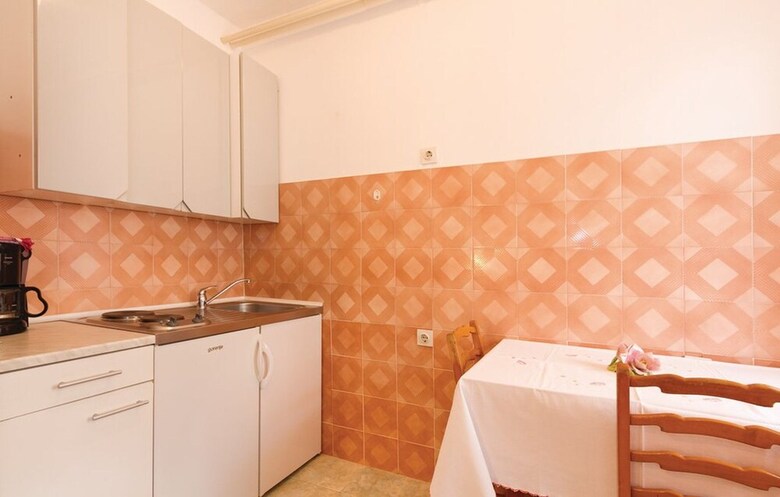 Apartment 167