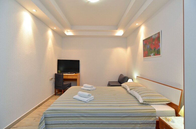 Apartment 167