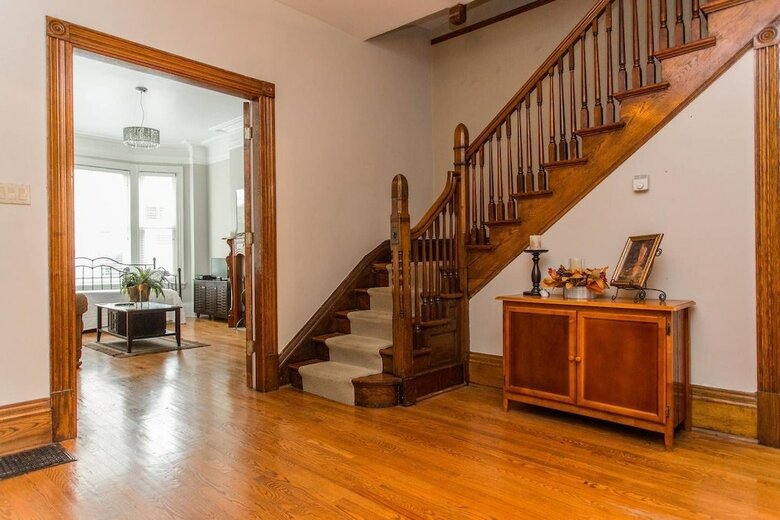 Safe Spacious Mansion Indowntown