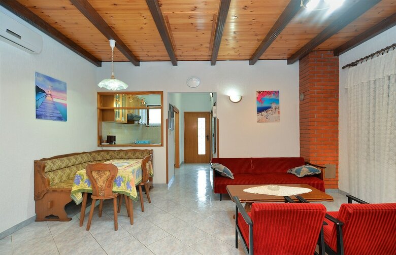 Apartment 106