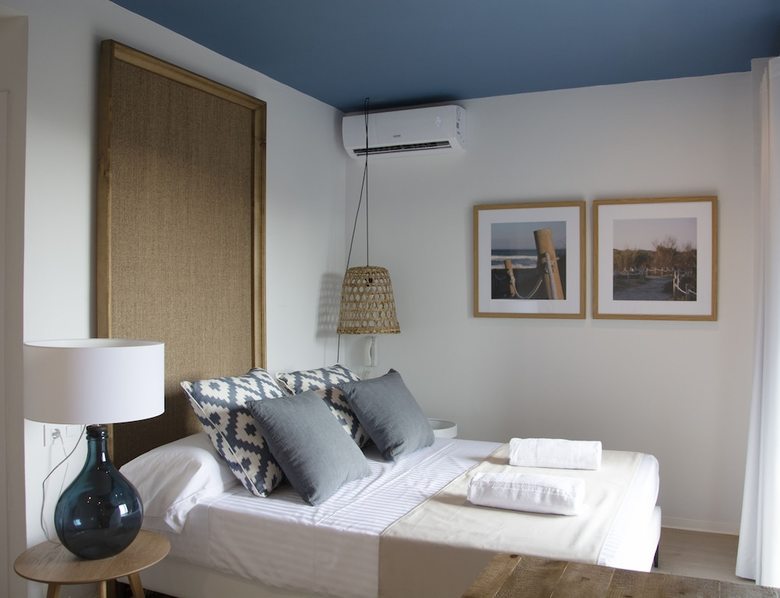 Hotel You & Co. Saler Beach Boutique