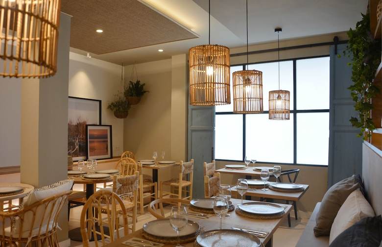 Hotel You & Co. Saler Beach Boutique