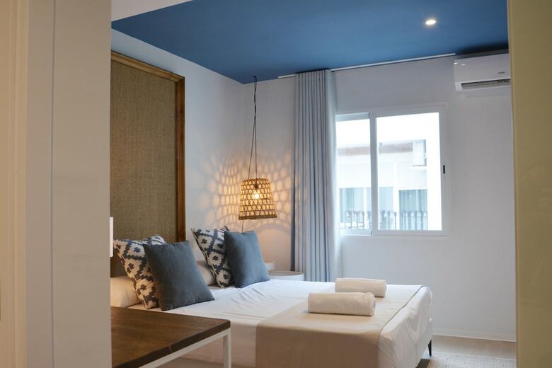 Hotel You & Co. Saler Beach Boutique