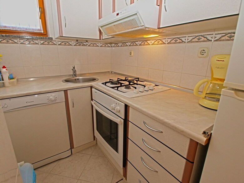Apartment 613