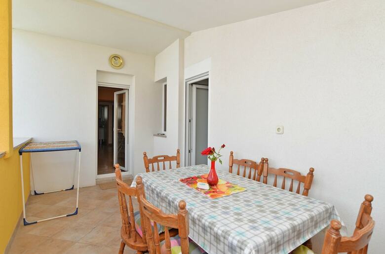 Apartment 436