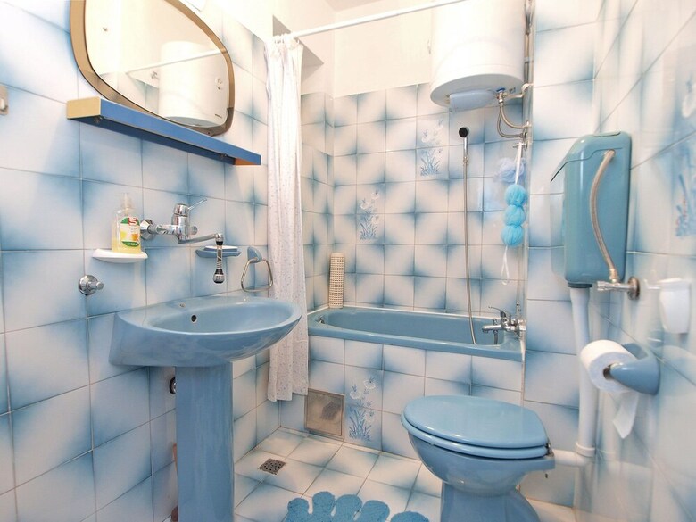 Apartment 757