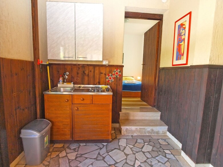 Apartment 729
