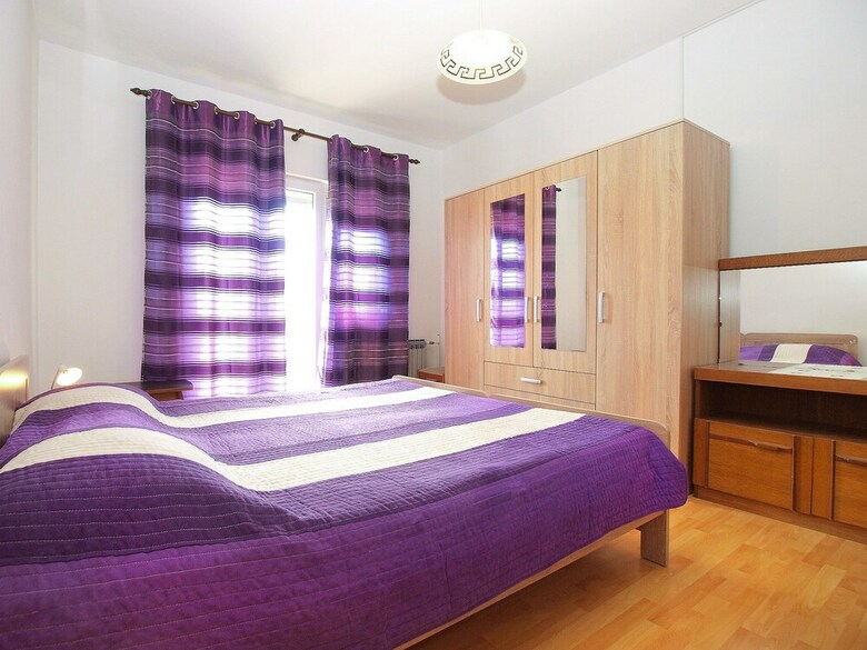 Apartment 847