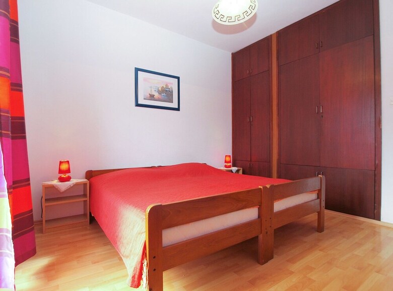 Apartment 847