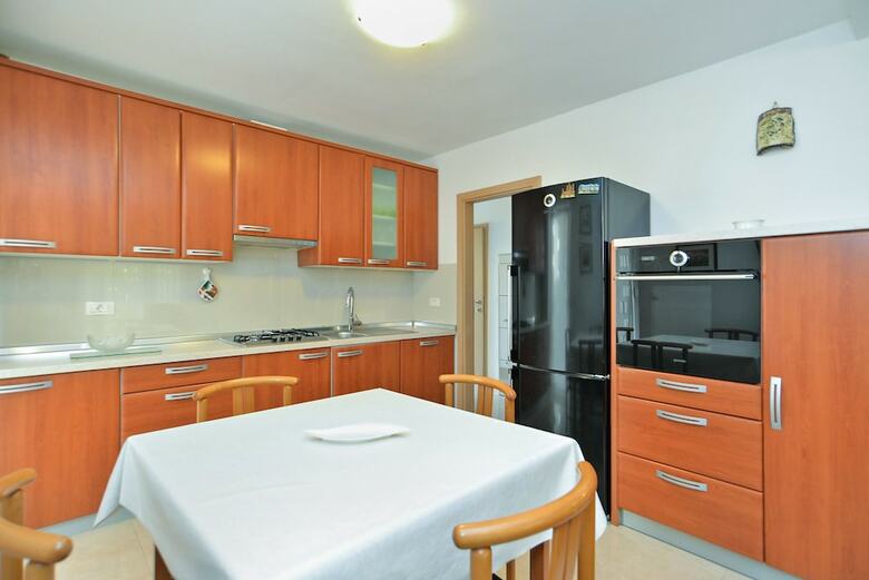 Apartment 1064