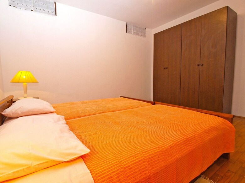 Apartment 1210