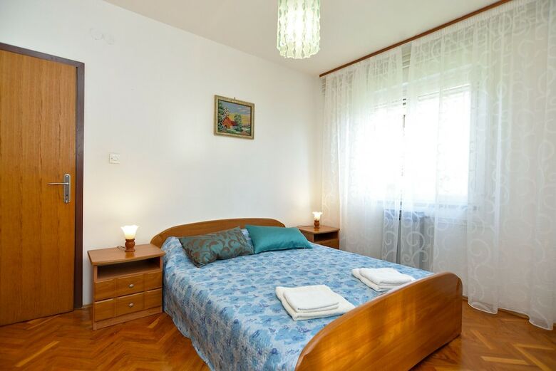 Apartment 1067