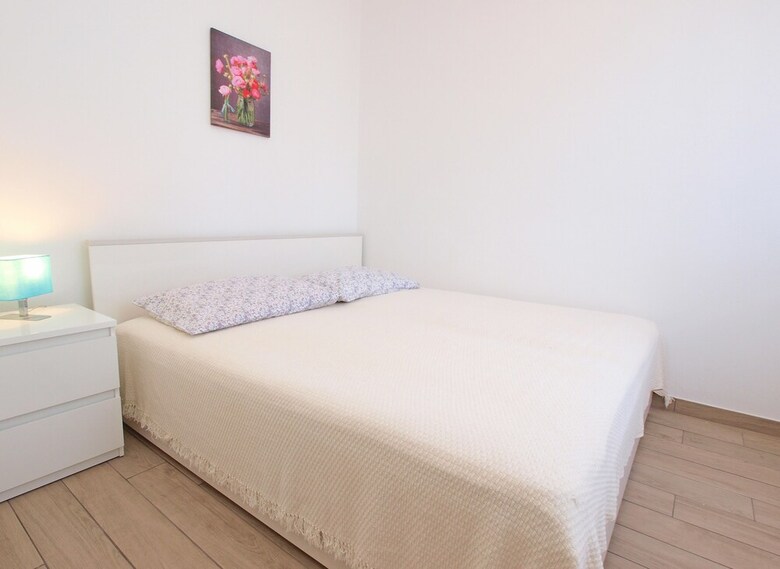 Apartment 1366