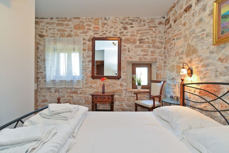 Villa 1240