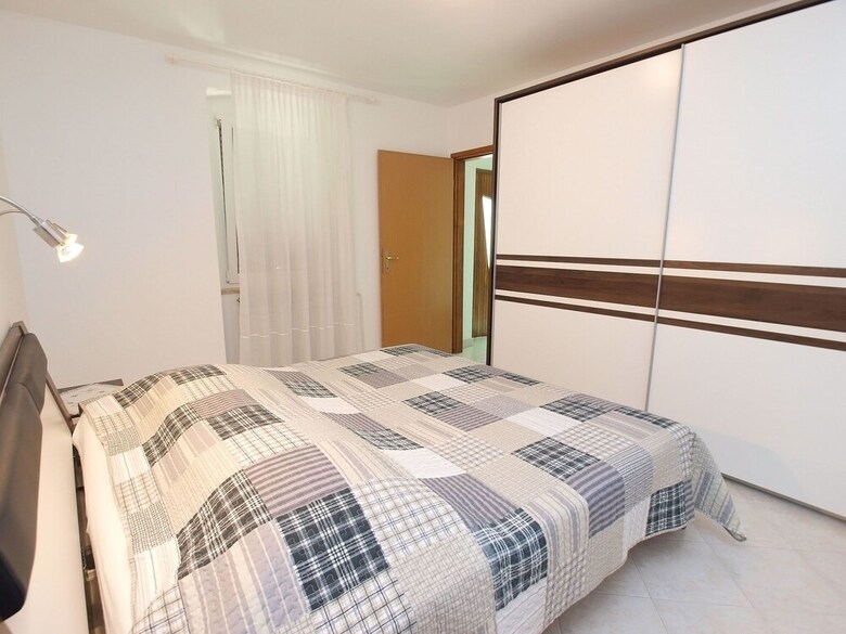Apartment 1457