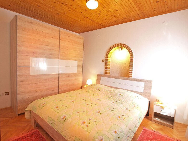 Apartment 1457