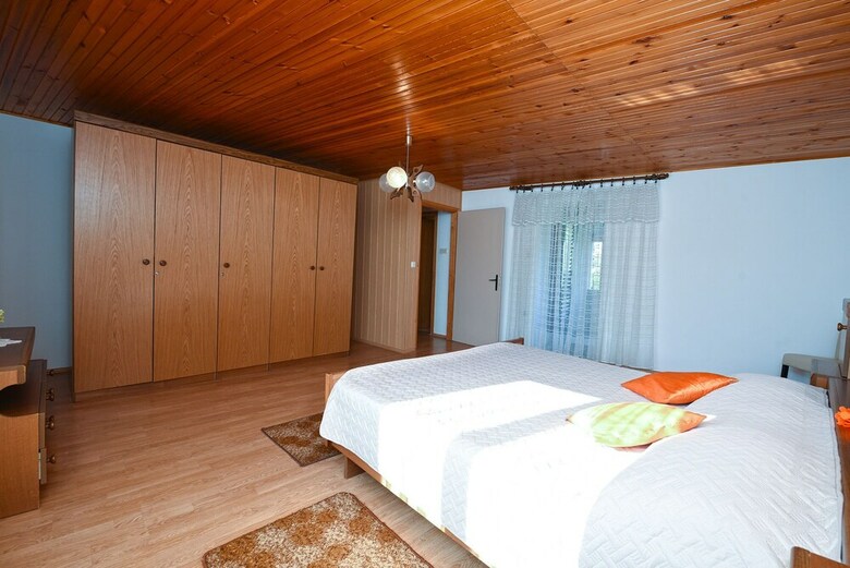Apartment 1492