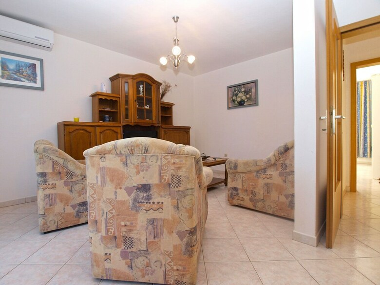Apartment 1481