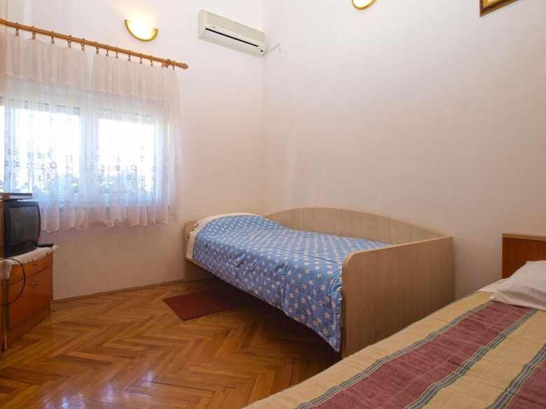 Apartment 1588