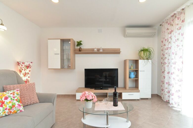 Apartment 1659