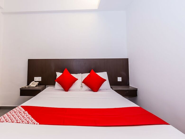 Oyo 835 Ms Hotel