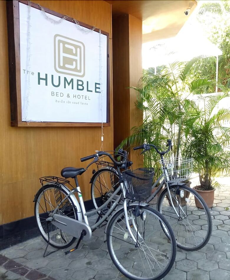 The Humble Bed & Hotel