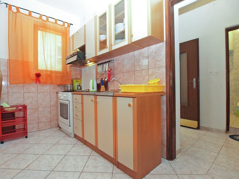 Apartment 1569