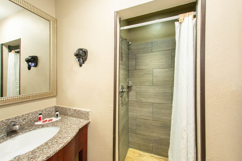 Motel Super 8 By Wyndham Pensacola West