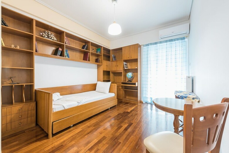 Vintage Acropolis Apartment