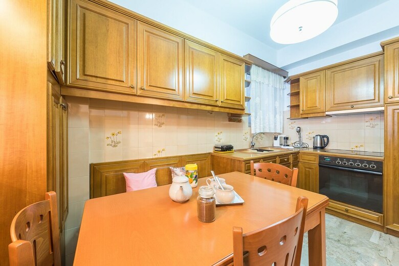 Vintage Acropolis Apartment