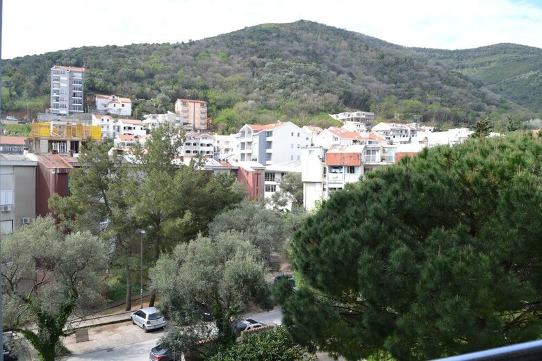 Yeshill Apartments