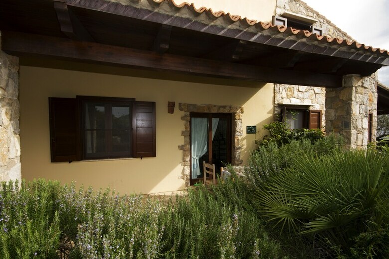 Podere Monte Sixeri Country Estate