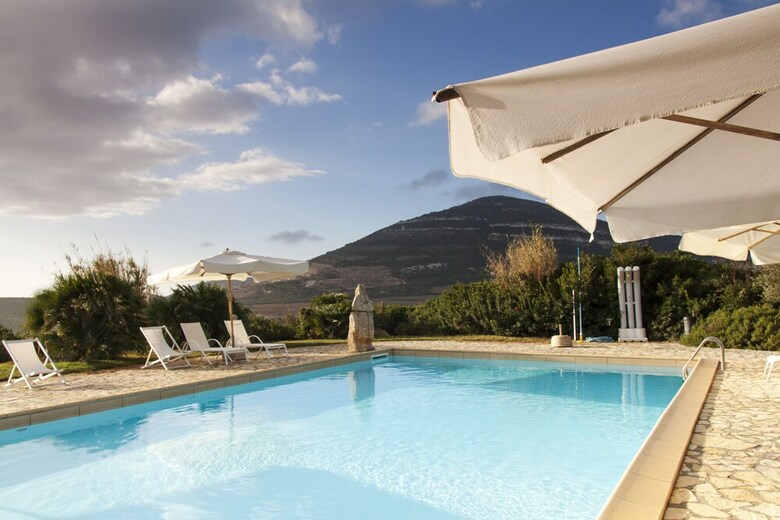 Podere Monte Sixeri Country Estate