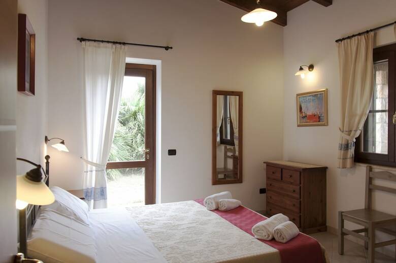 Podere Monte Sixeri Country Estate