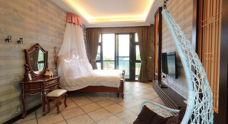 East Love B&B