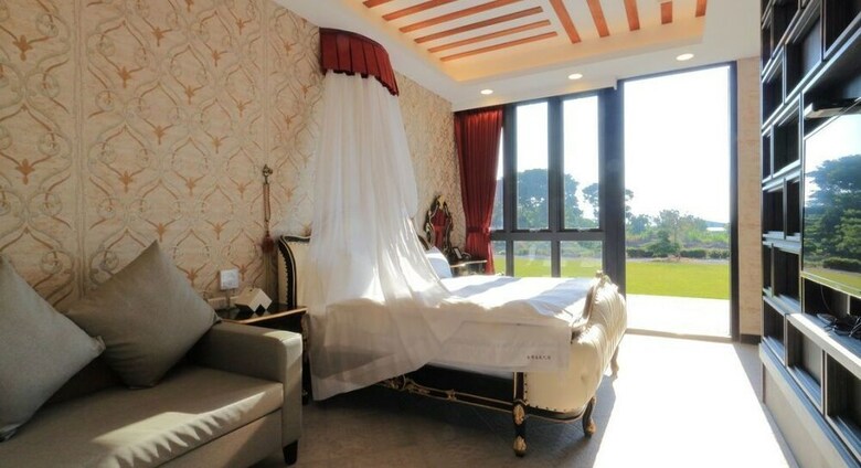 East Love B&B