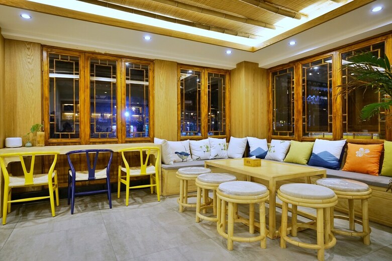 Yuexijiang Boutique Holiday Hotel