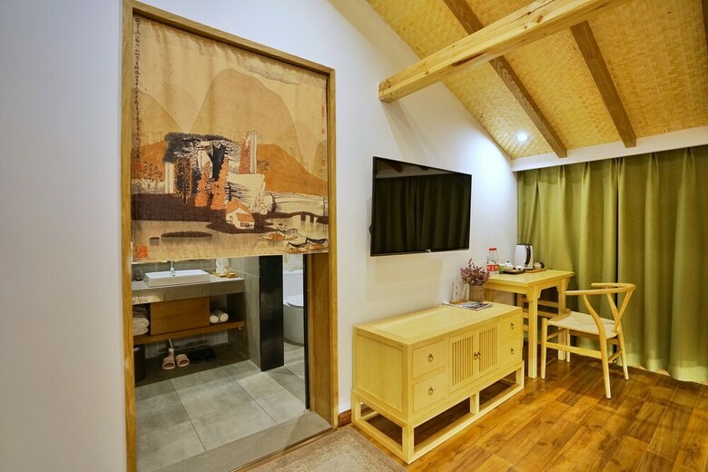 Yuexijiang Boutique Holiday Hotel