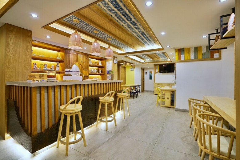 Yuexijiang Boutique Holiday Hotel