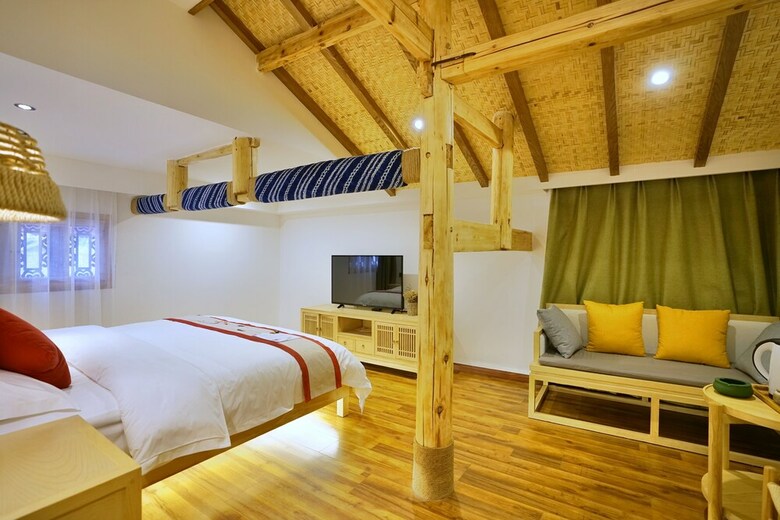 Yuexijiang Boutique Holiday Hotel