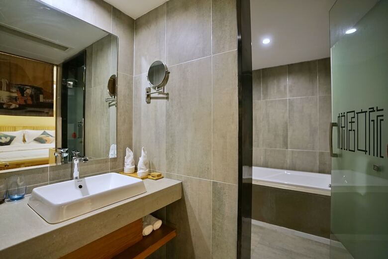 Yuexijiang Boutique Holiday Hotel