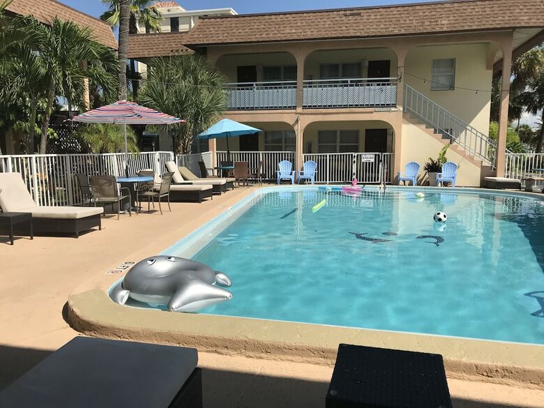 Echo Sails Motel