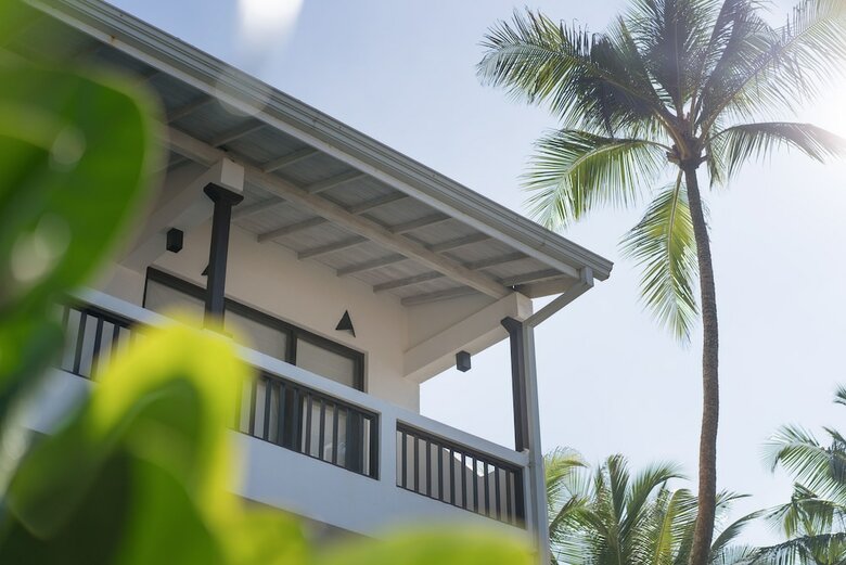 At Ease Beach Hotel