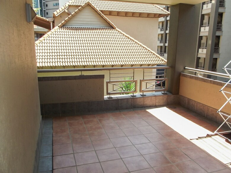 77 Grayston Apartments