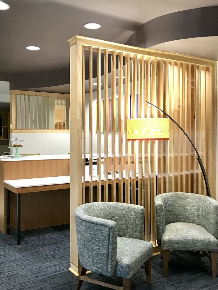 Hotel Holiday Inn Express And Suites Winona North