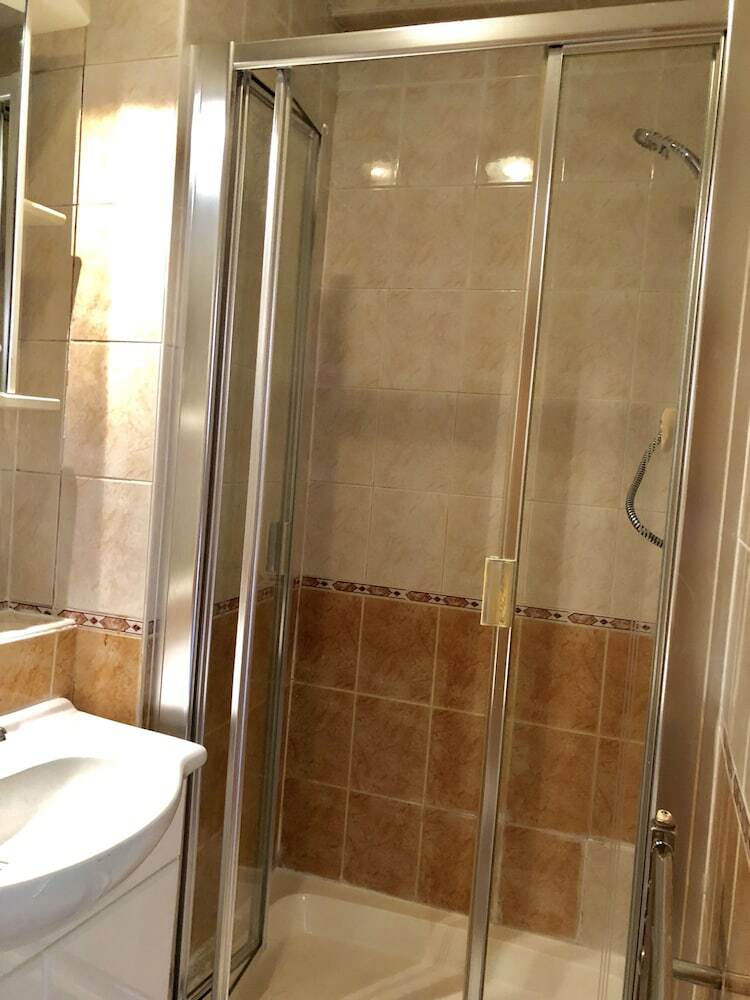 Westminster Apartment