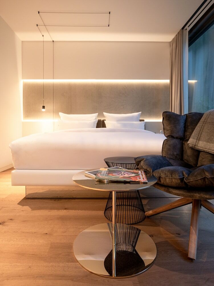 Kpm Hotel & Residences