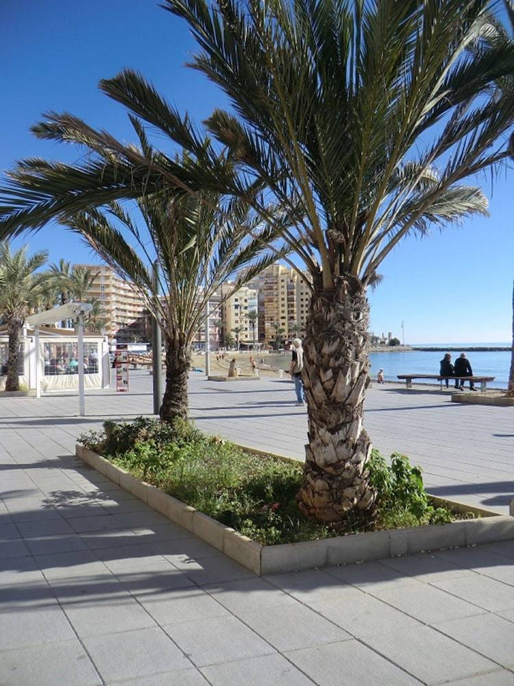 Apartamentos Casas Holiday - Playa Del Cura 2